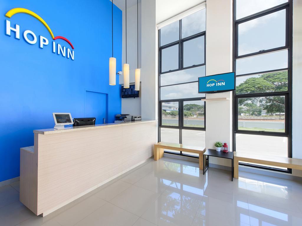 Hop Inn Lampang Exteriör bild