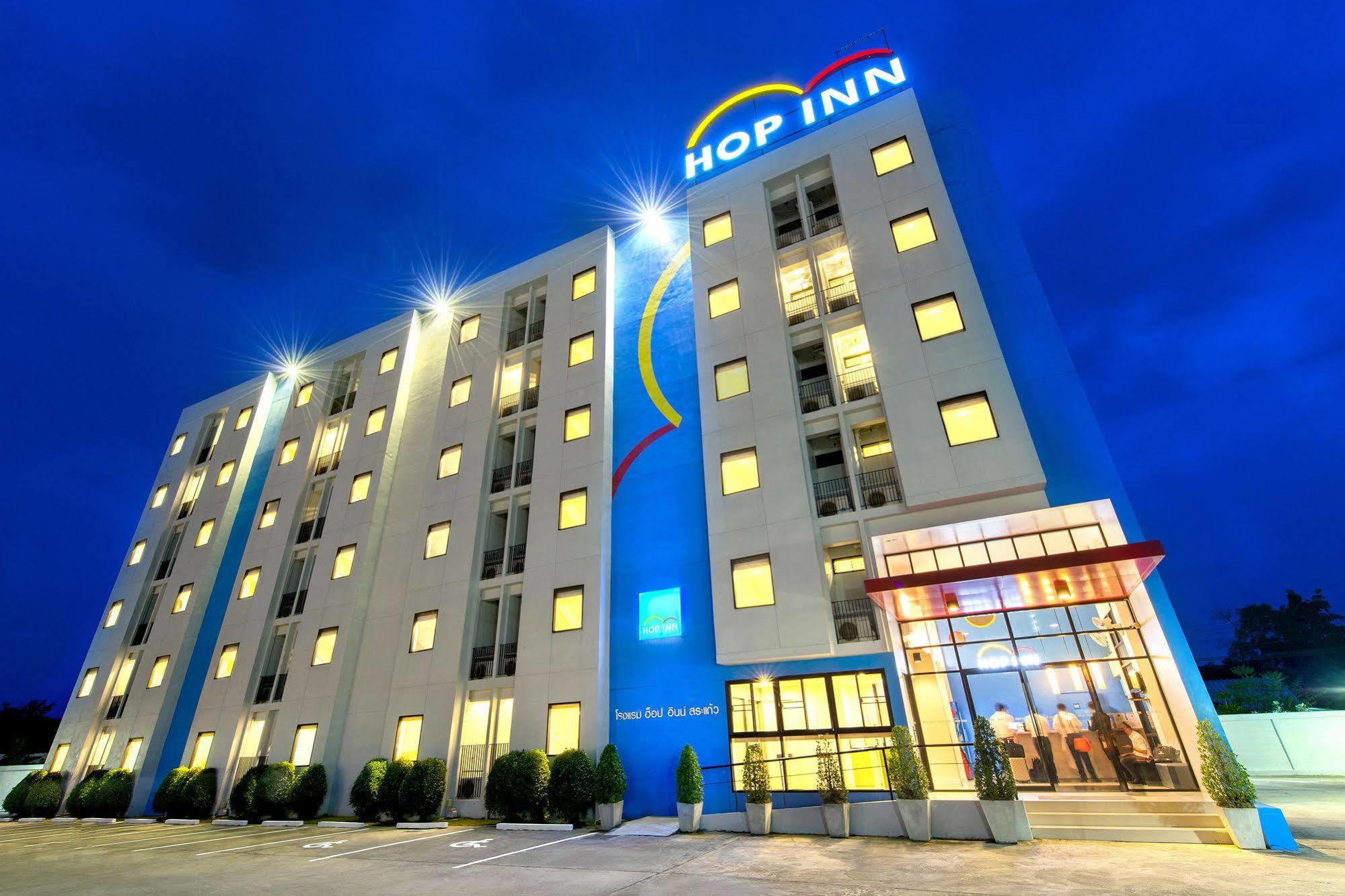 Hop Inn Lampang Exteriör bild